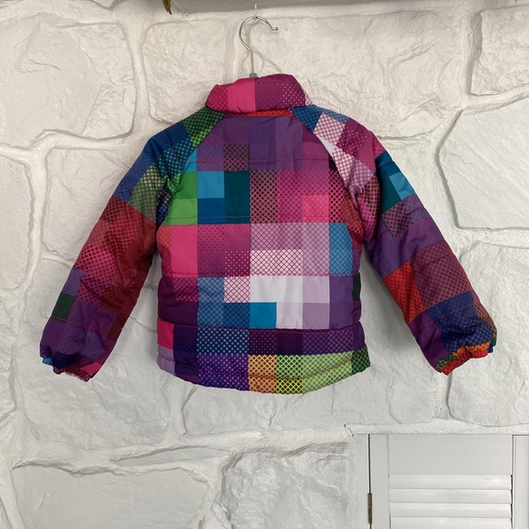 Puffer style jacket with patchwork look fabric front zipper two front pockets - Picture 2 of 12